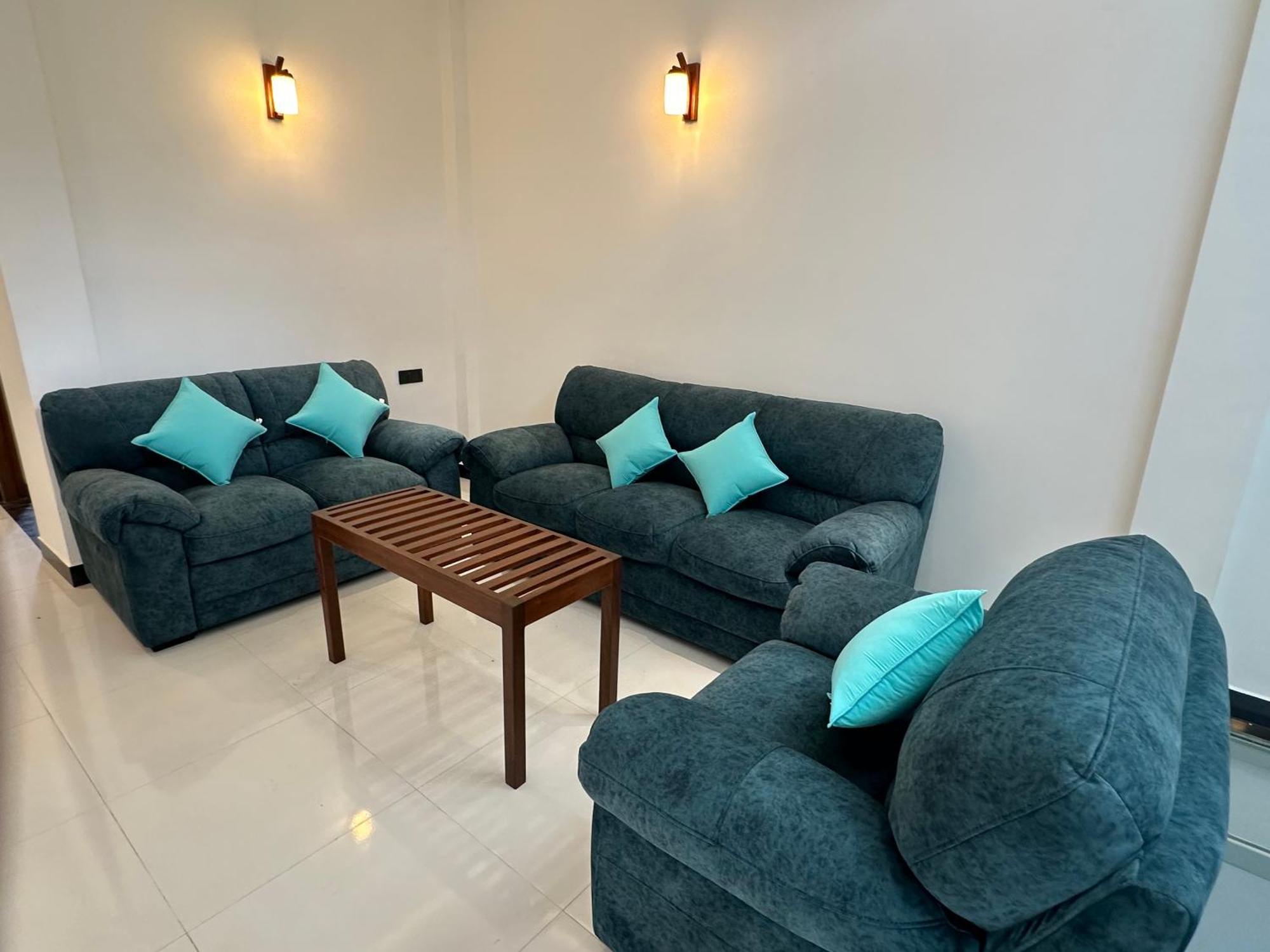 Emerald Home Stay 아누라다푸라 외부 사진
