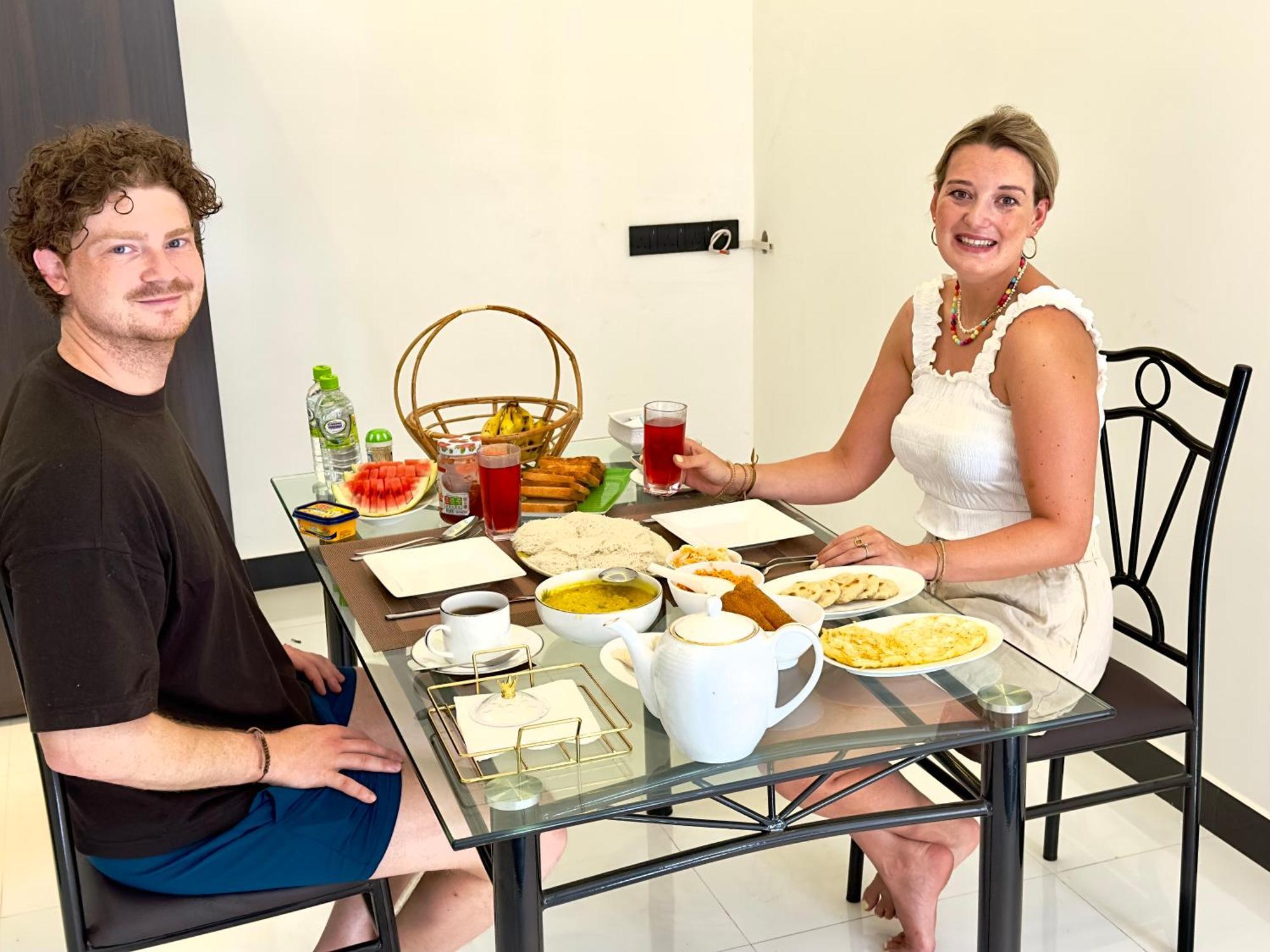 Emerald Home Stay 아누라다푸라 외부 사진