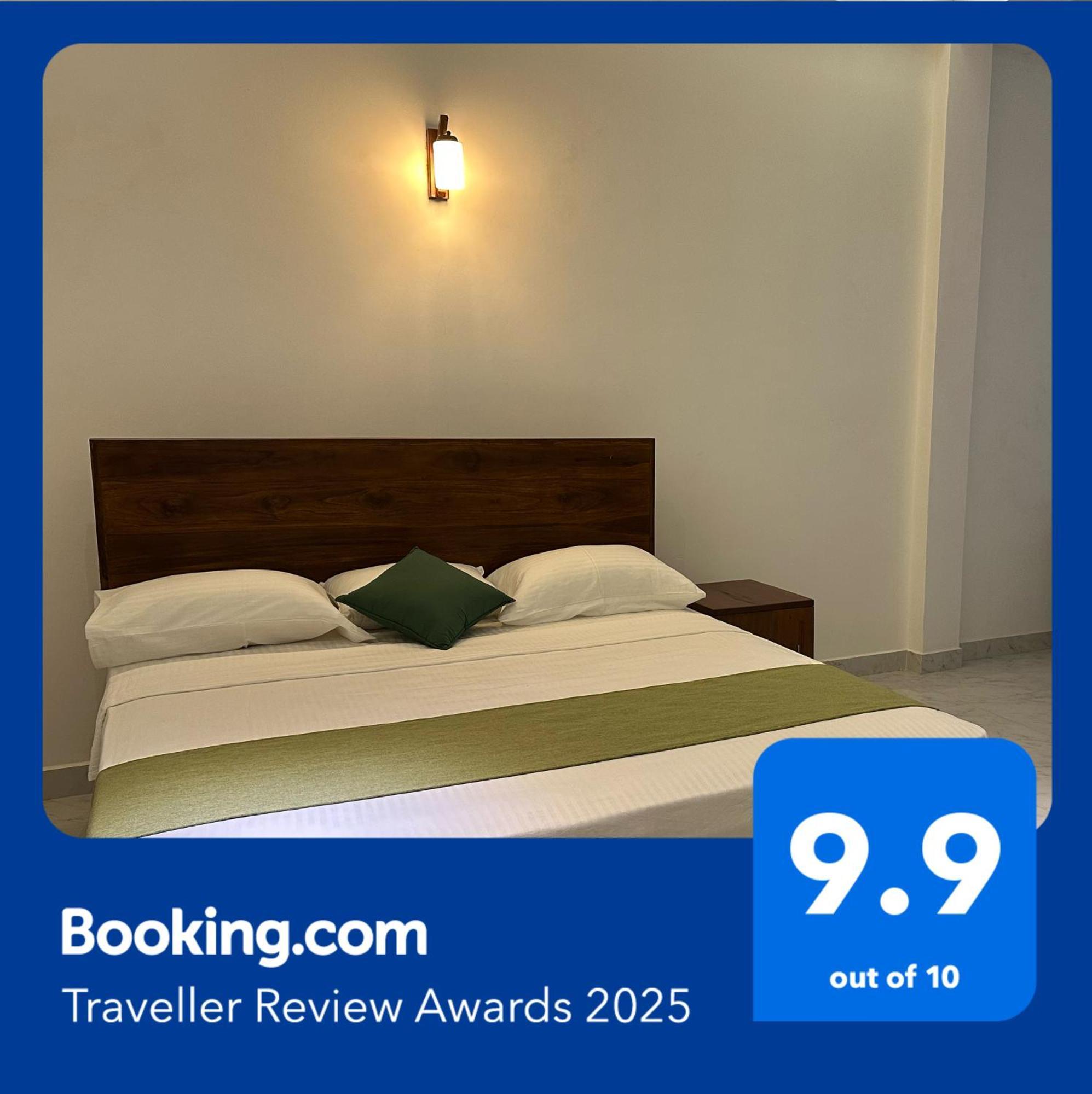 Emerald Home Stay 아누라다푸라 외부 사진